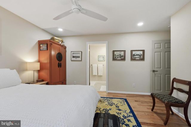225 TYLER AVE, Saint Michaels, MD 21663