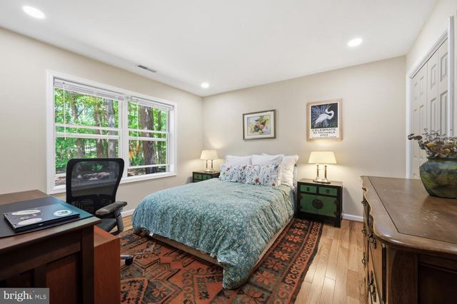 225 TYLER AVE, Saint Michaels, MD 21663