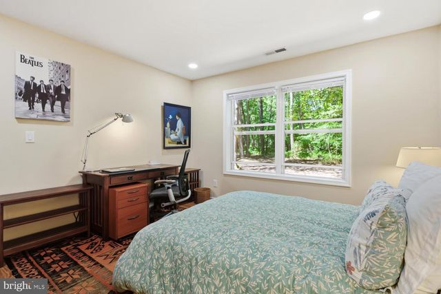 225 TYLER AVE, Saint Michaels, MD 21663