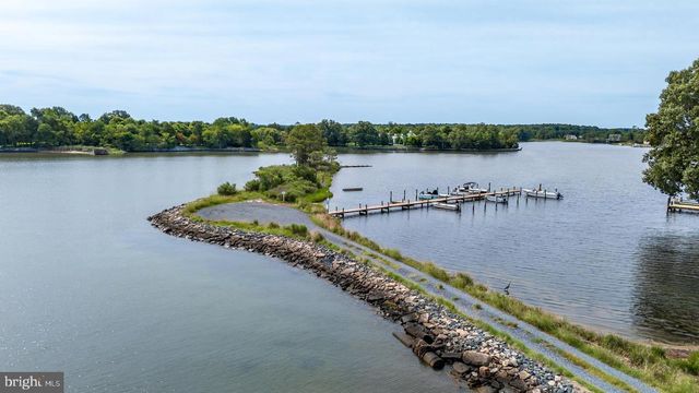 225 TYLER AVE, Saint Michaels, MD 21663