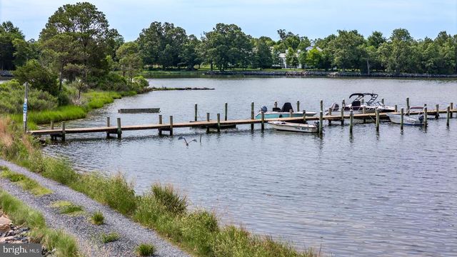 225 TYLER AVE, Saint Michaels, MD 21663