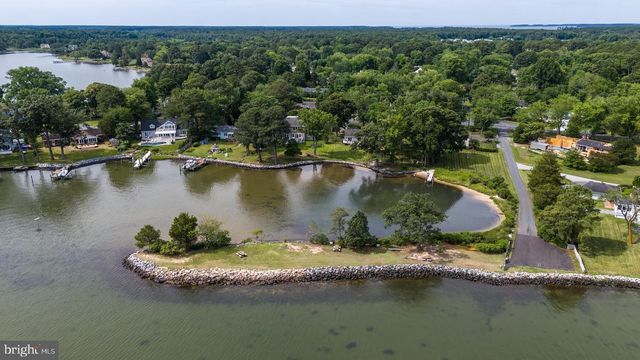 225 TYLER AVE, Saint Michaels, MD 21663