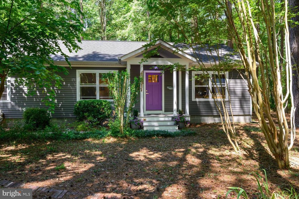 225 TYLER AVE, Saint Michaels, MD 21663