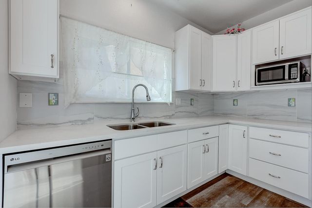 33049 Alicante Terrace 67, Union City, CA 94587