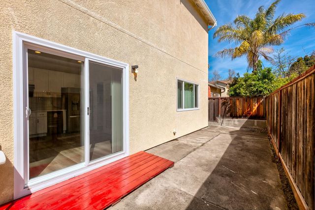 33049 Alicante Terrace 67, Union City, CA 94587