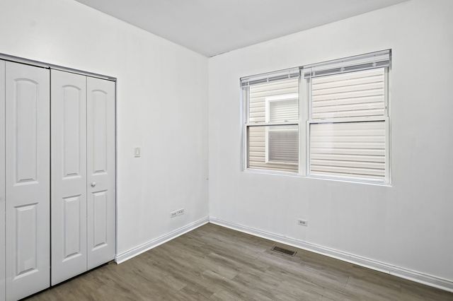 1342 E 73rd Street 1, Chicago, IL 60619