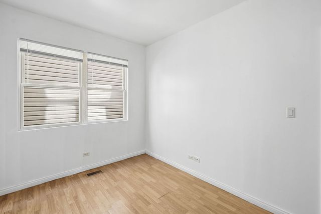 1342 E 73rd Street 1, Chicago, IL 60619