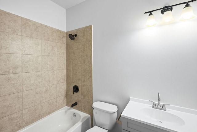 1342 E 73rd Street 1, Chicago, IL 60619