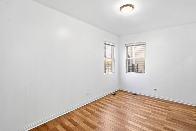 1342 E 73rd Street 1, Chicago, IL 60619