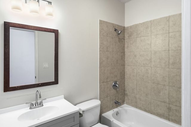 1342 E 73rd Street 1, Chicago, IL 60619