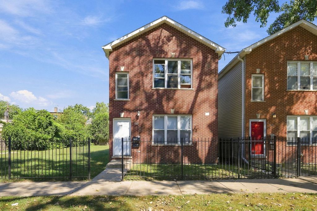 1342 E 73rd Street 1, Chicago, IL 60619