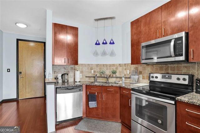 898 Oak SW Street 3204, Atlanta, GA 30310