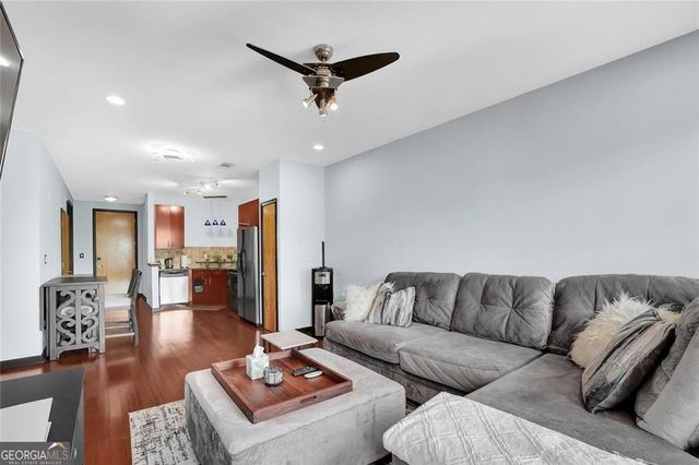 898 Oak SW Street 3204, Atlanta, GA 30310