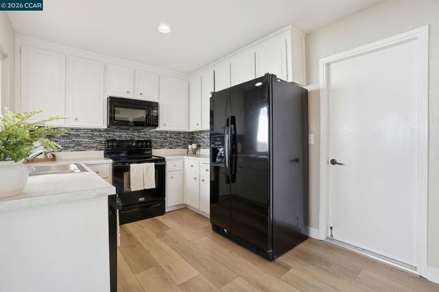 4 Mt Wilson Way, Clayton, CA 94517