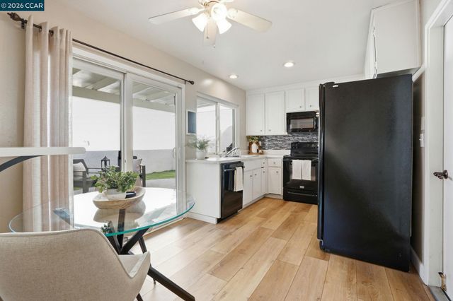 4 Mt Wilson Way, Clayton, CA 94517