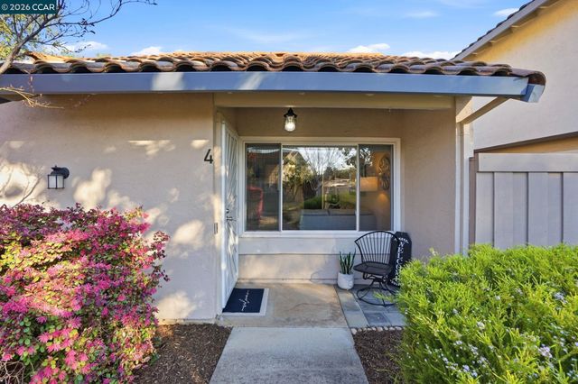 4 Mt Wilson Way, Clayton, CA 94517