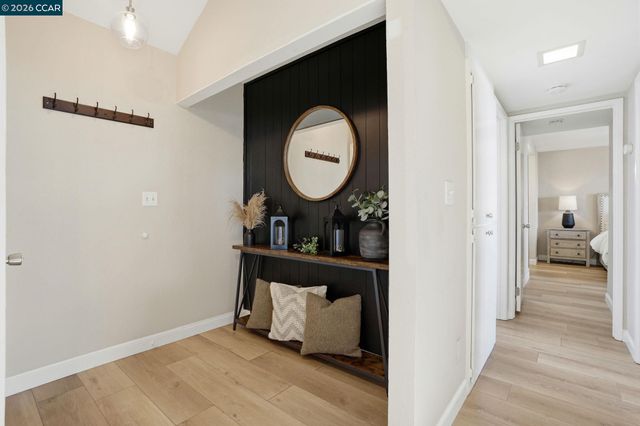 4 Mt Wilson Way, Clayton, CA 94517