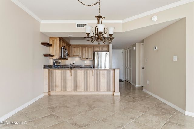 520 Beach Boulevard, 405, Biloxi, MS 39530