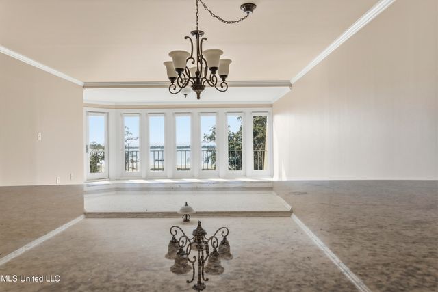 520 Beach Boulevard, 405, Biloxi, MS 39530