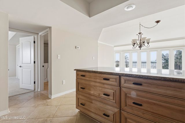 520 Beach Boulevard, 405, Biloxi, MS 39530