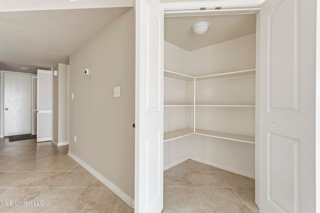 520 Beach Boulevard, 405, Biloxi, MS 39530