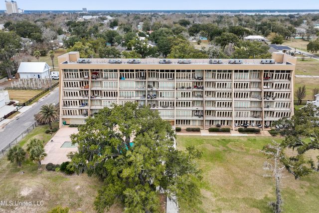 520 Beach Boulevard, 405, Biloxi, MS 39530