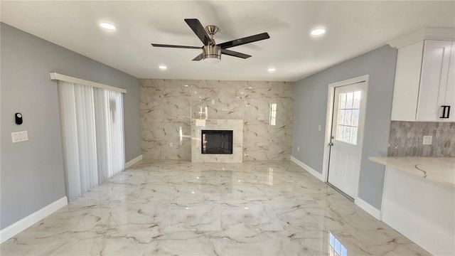 803 W MORSE STREET, Plant City, FL 33563