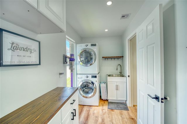 966 NW 114th Ave, Coral Springs, FL 33071