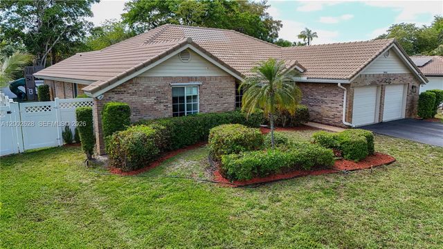 966 NW 114th Ave, Coral Springs, FL 33071