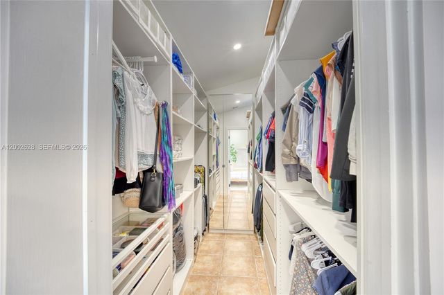 966 NW 114th Ave, Coral Springs, FL 33071