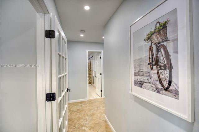 966 NW 114th Ave, Coral Springs, FL 33071