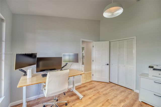 966 NW 114th Ave, Coral Springs, FL 33071