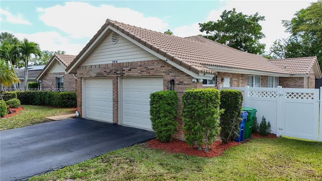 966 NW 114th Ave, Coral Springs, FL 33071