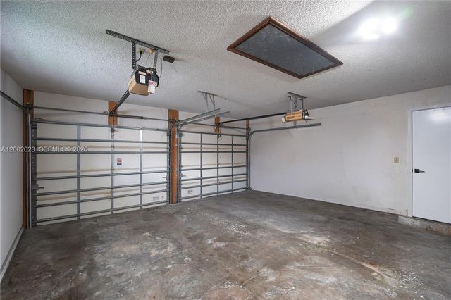 966 NW 114th Ave, Coral Springs, FL 33071