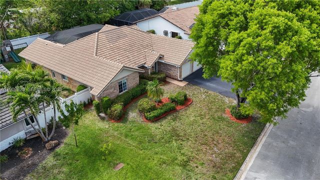 966 NW 114th Ave, Coral Springs, FL 33071