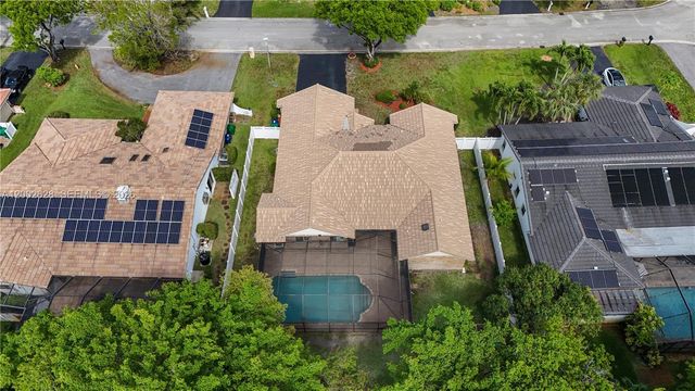 966 NW 114th Ave, Coral Springs, FL 33071