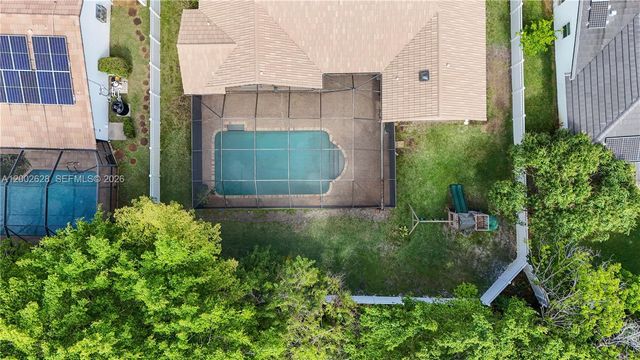 966 NW 114th Ave, Coral Springs, FL 33071