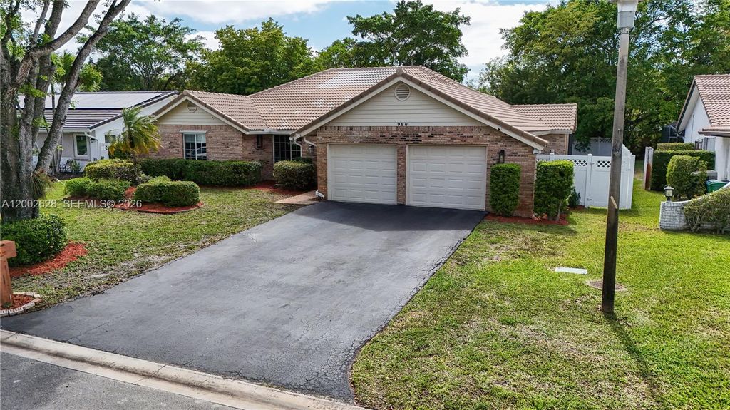 966 NW 114th Ave, Coral Springs, FL 33071