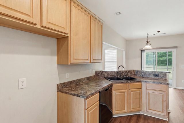 1224 Creek Stone Way, Hanahan, SC 29410