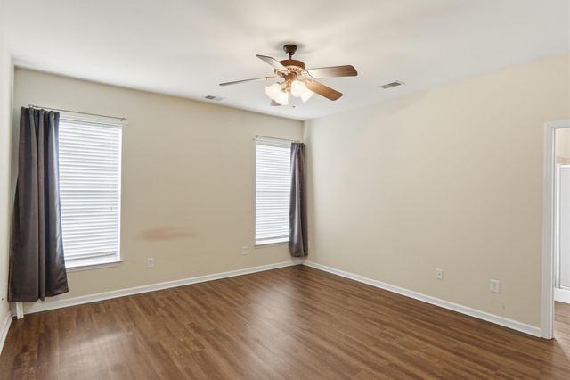 1224 Creek Stone Way, Hanahan, SC 29410