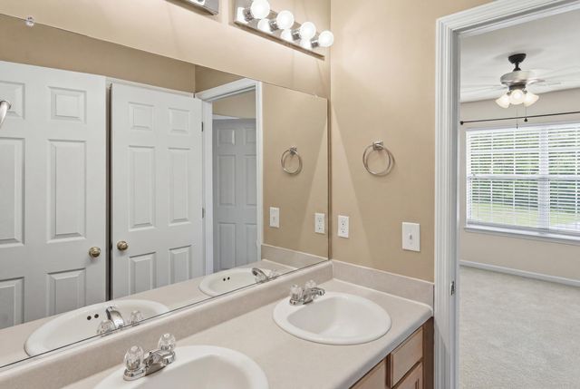 1224 Creek Stone Way, Hanahan, SC 29410