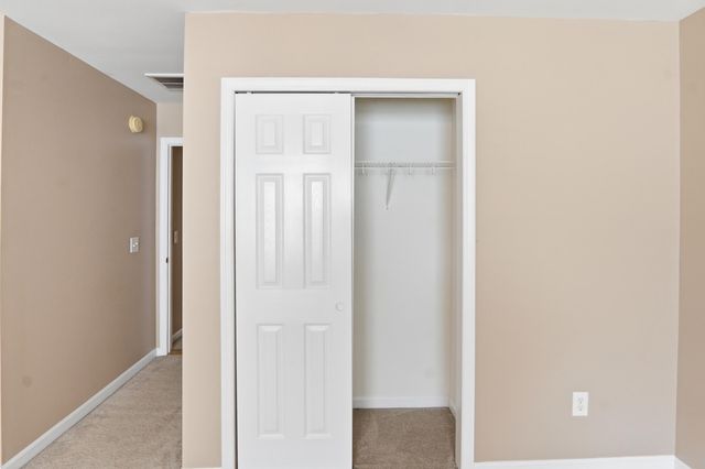 1224 Creek Stone Way, Hanahan, SC 29410