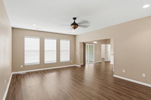 1224 Creek Stone Way, Hanahan, SC 29410