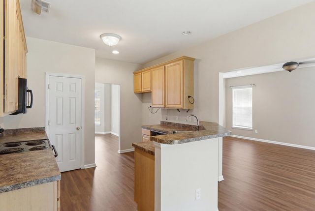 1224 Creek Stone Way, Hanahan, SC 29410