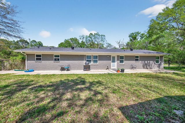 600 Bunny Rabbit Road, Athens, TX 75751