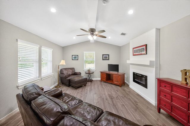 600 Bunny Rabbit Road, Athens, TX 75751