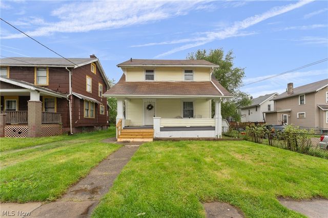 329 Girard Avenue NE, Canton, OH 44704