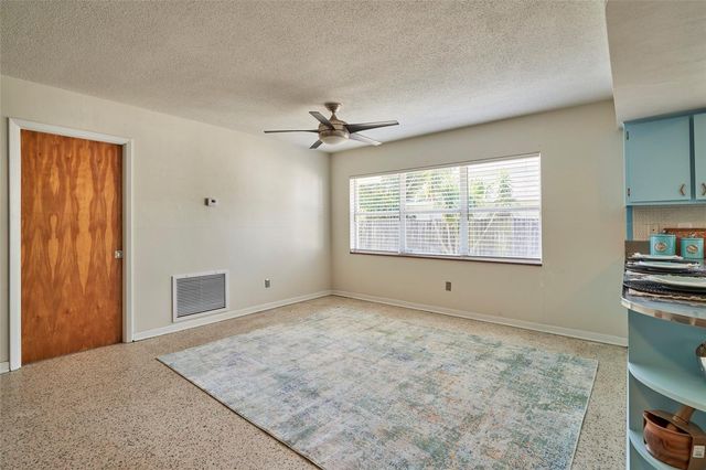 3302 W GRAY STREET, Tampa, FL 33609