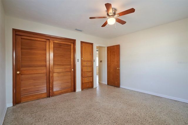 3302 W GRAY STREET, Tampa, FL 33609