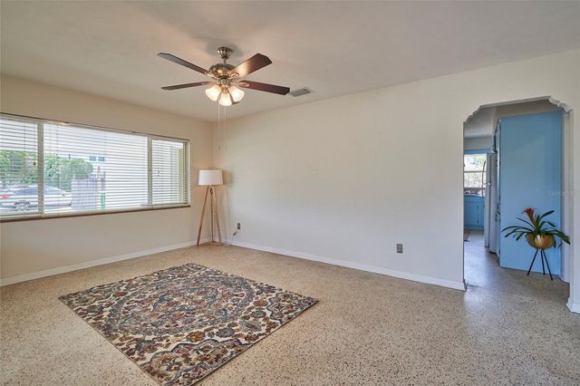 3302 W GRAY STREET, Tampa, FL 33609